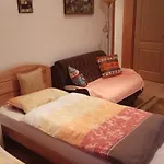 Una-mia