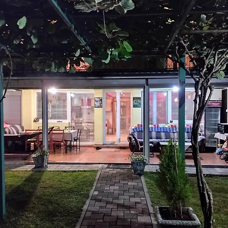 Una-mia *